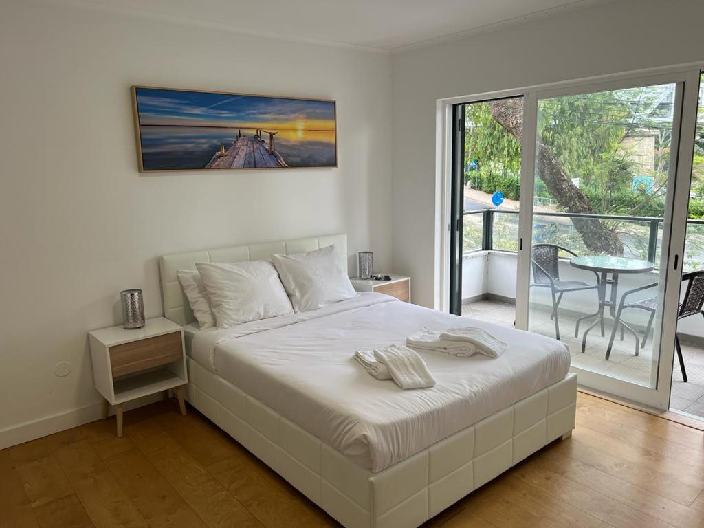 Oieras Beach Suite 2 - Large Double Room With En-Suite Bathroom And Balcony Oeiras Exterior foto